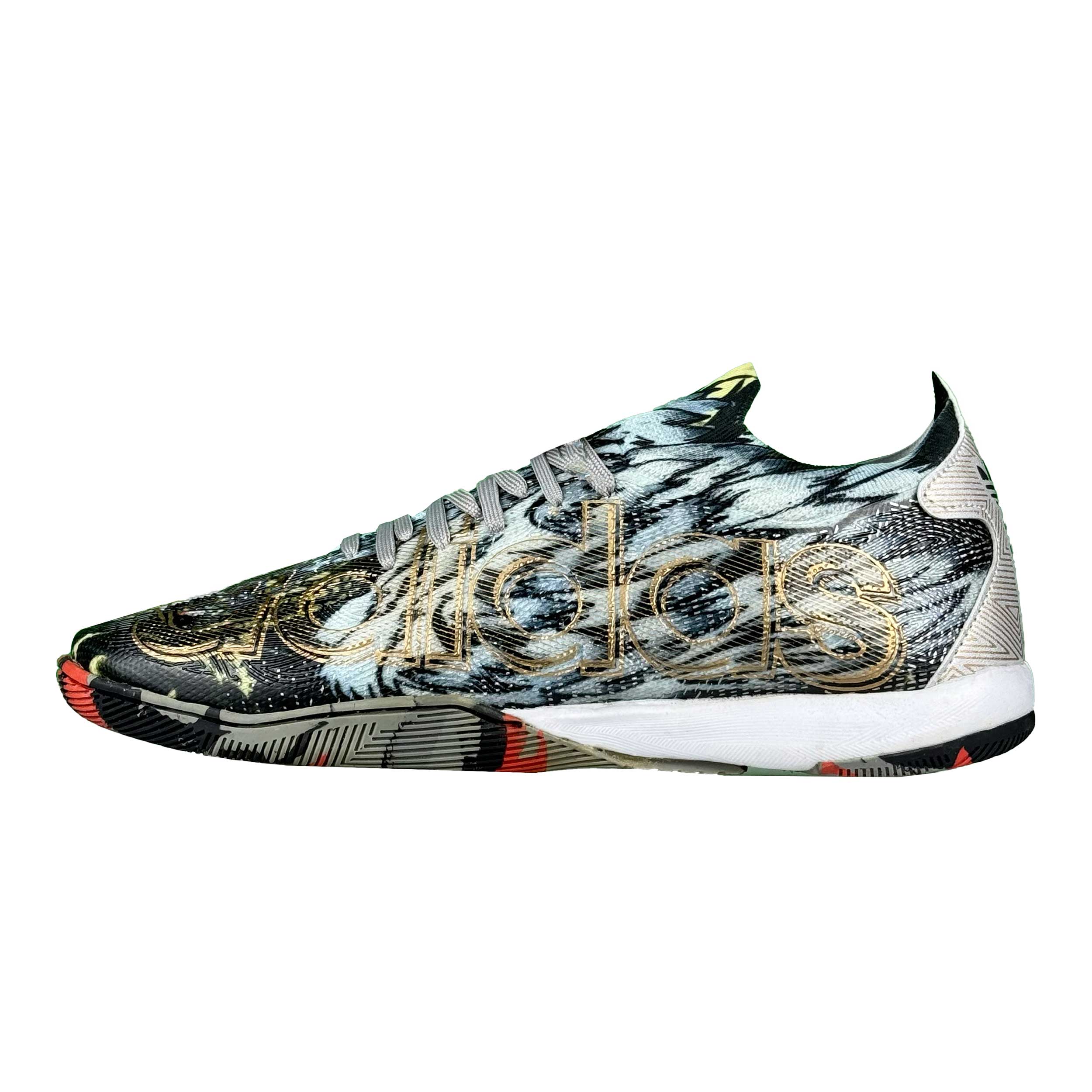 تصویر کفش فوتسال آدیداس مردانه مدل عقاب کد KASL-111 رنگ طوسی